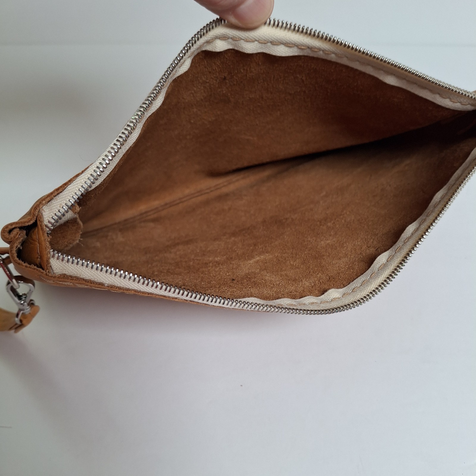 Foxy Fix Leather Wristlet Top Zip 6.5 X 9 Tan Pencil Supply Pouch Carry