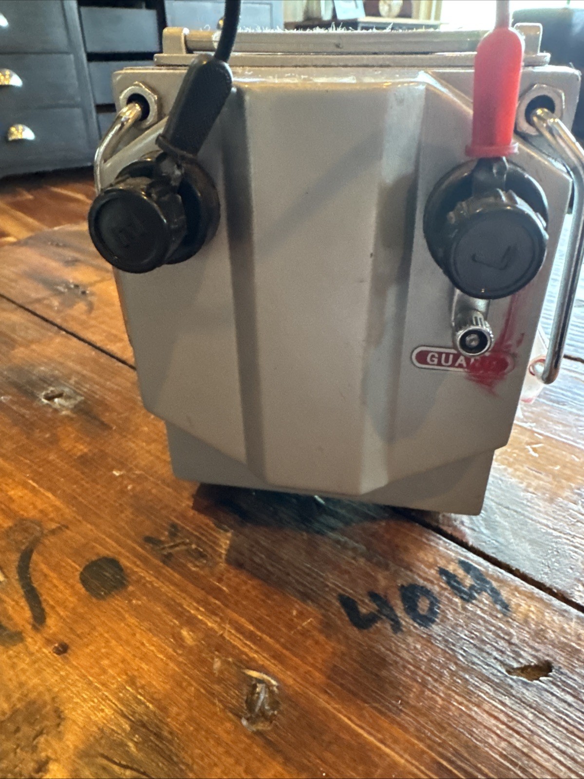 UEI INSULATION RESISTANCE TESTER CHiNT ZC25-4 1000V 0-1000MΩ Great Condition
