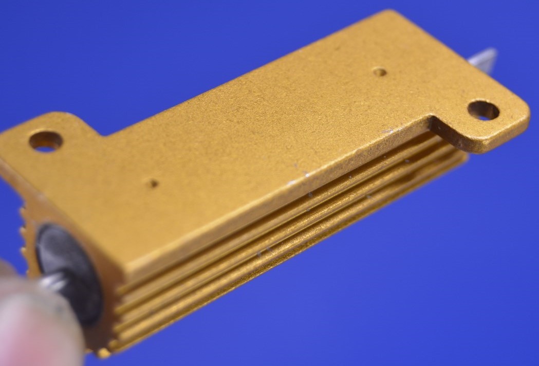 2 (Two) Vishay Dale 6.800 Ohm 1% 50 Watt WireWound Power Resistor RH0506R800FC02