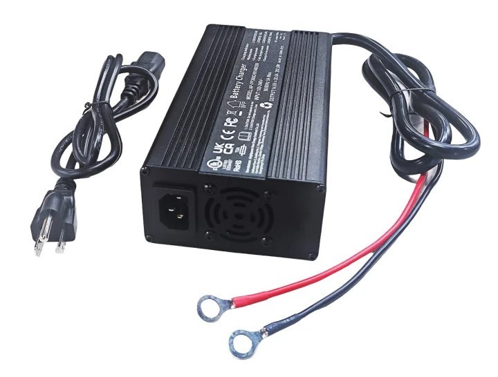 POERUNI 100Ah 12.8V LiFePO4 Lithium Battery with BMS 100Ah + 14.6V 20A Charger