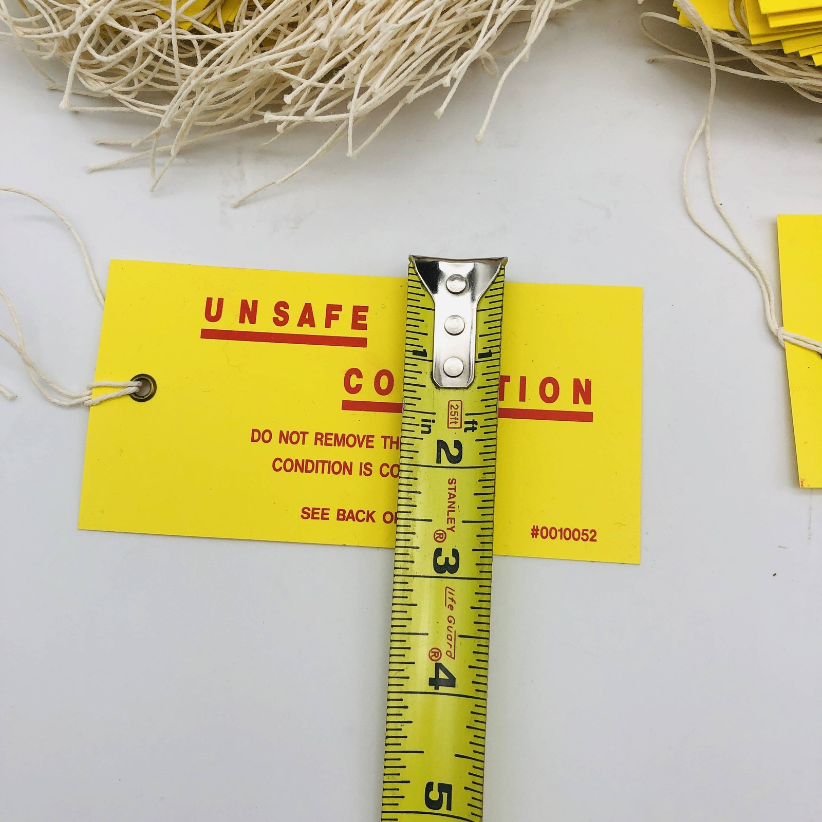 Linco 0010052 Unsafe Condition Tag Yellow Red 2-5/8in x 5-1/4in Lot of 200 Tags