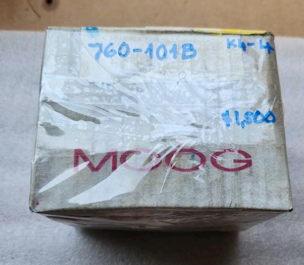 MOOG 760-101B SERVO VALVE