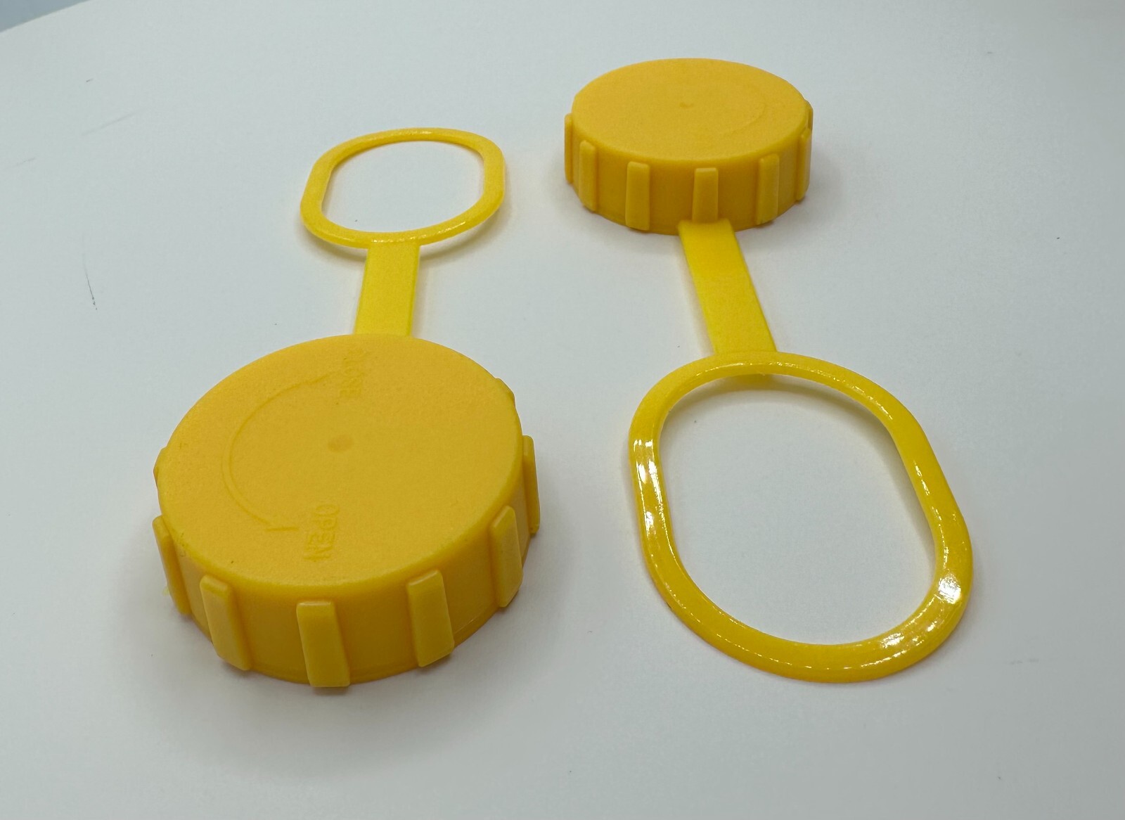 Pk 2 1-3/4″ Acme Propane Tank Fill Valve Plastic Cap w/ Tether – Forklift Tank