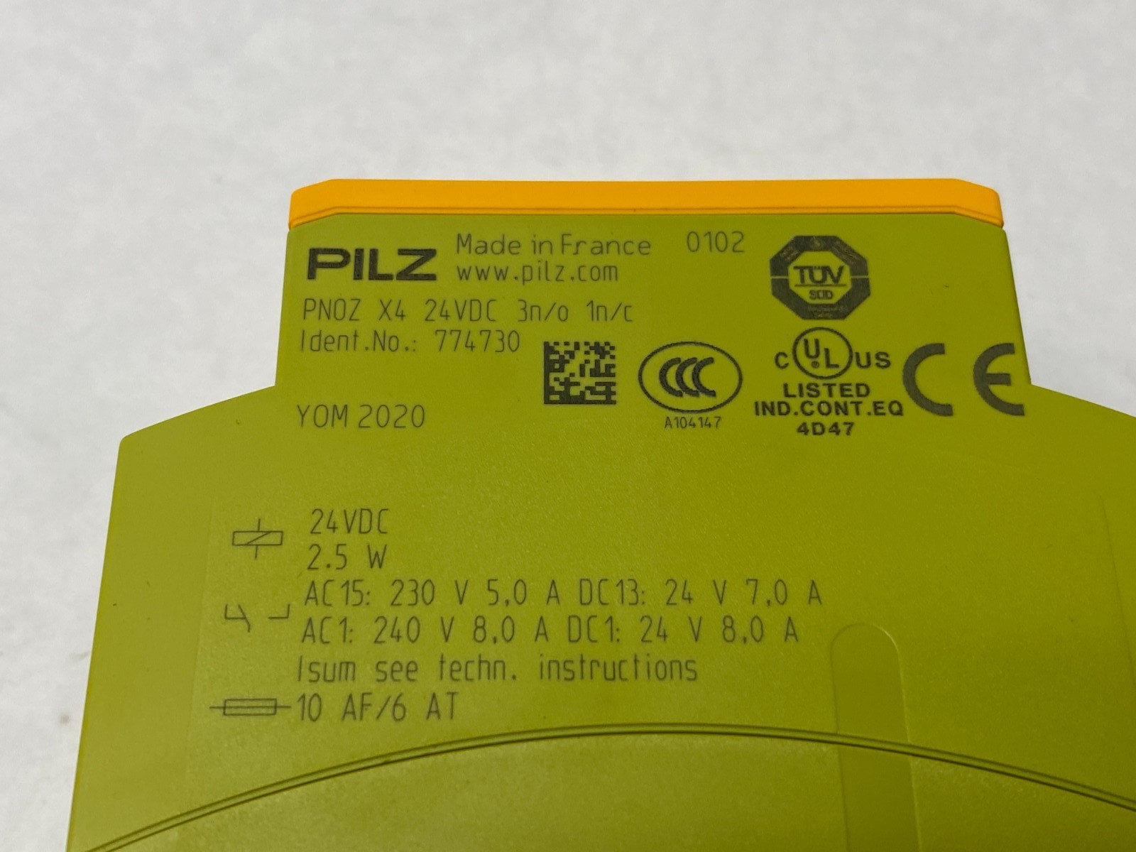 Pilz 774730 Standalone Safety Relay 1 or 2 Channel PNOZ X4 24VDC 3n/o 1n/c