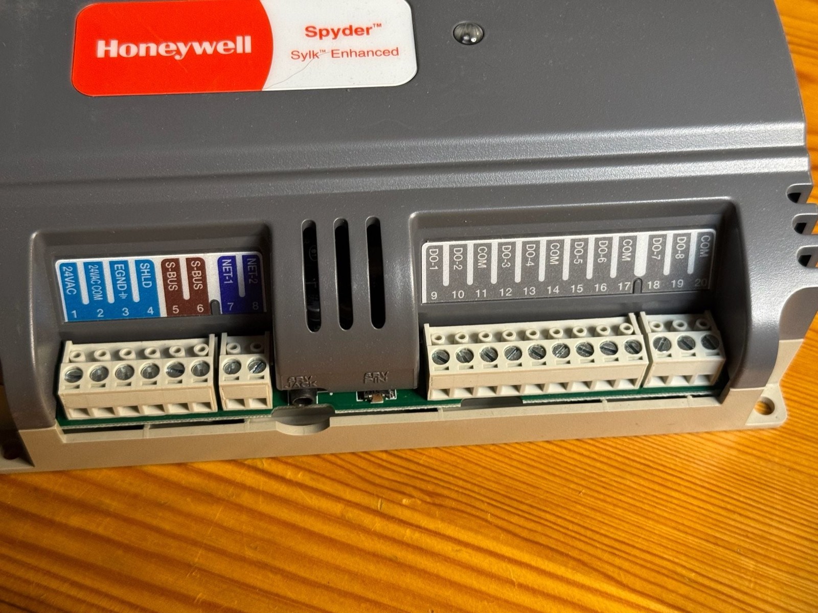 NEW Honeywell PUL6438S Spyder TR LonWorks Programmable Unitary Controller