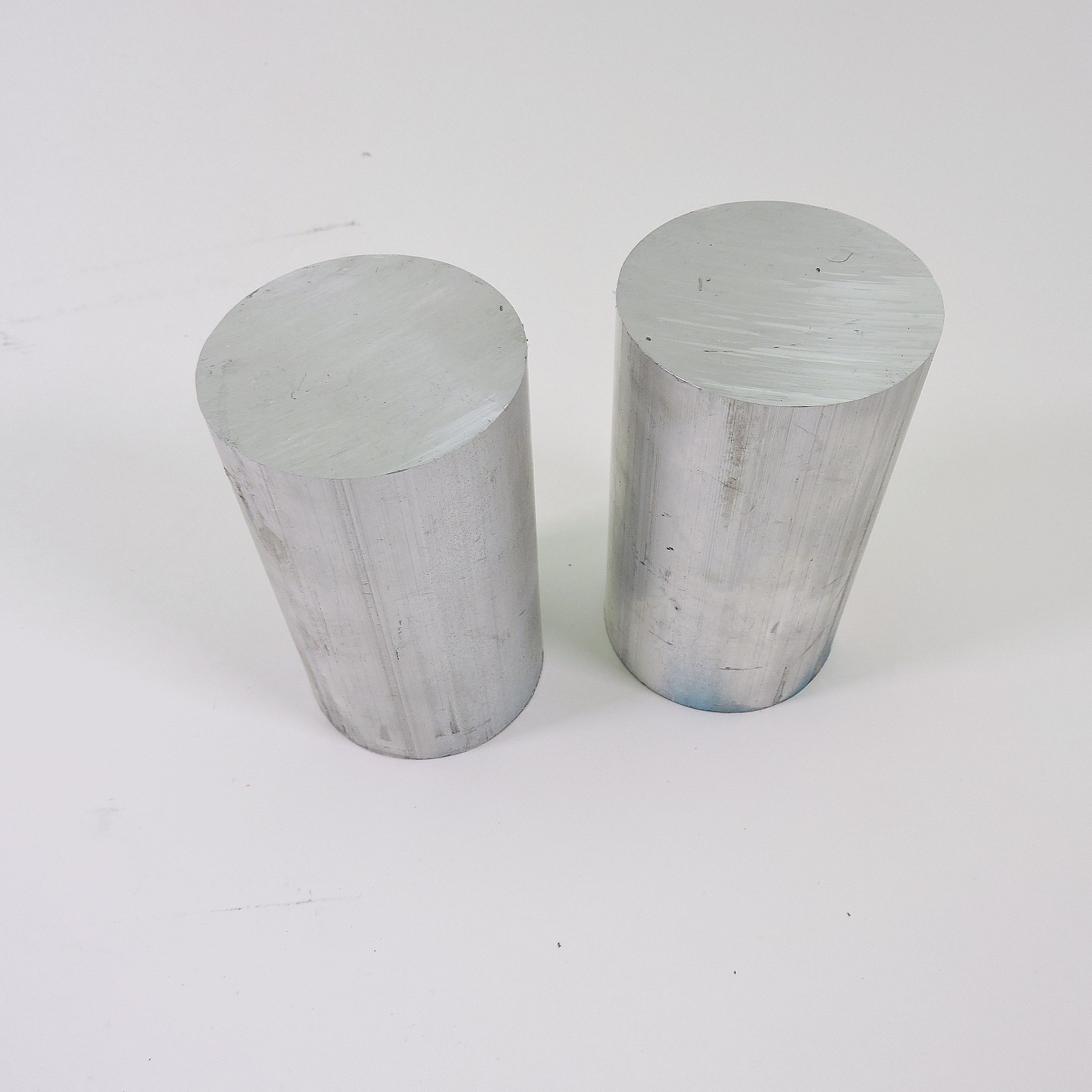 2.375 Diameter Aluminum Round Bar 6061 T6511 Length 4.25 inches QTY 2 SKU10113