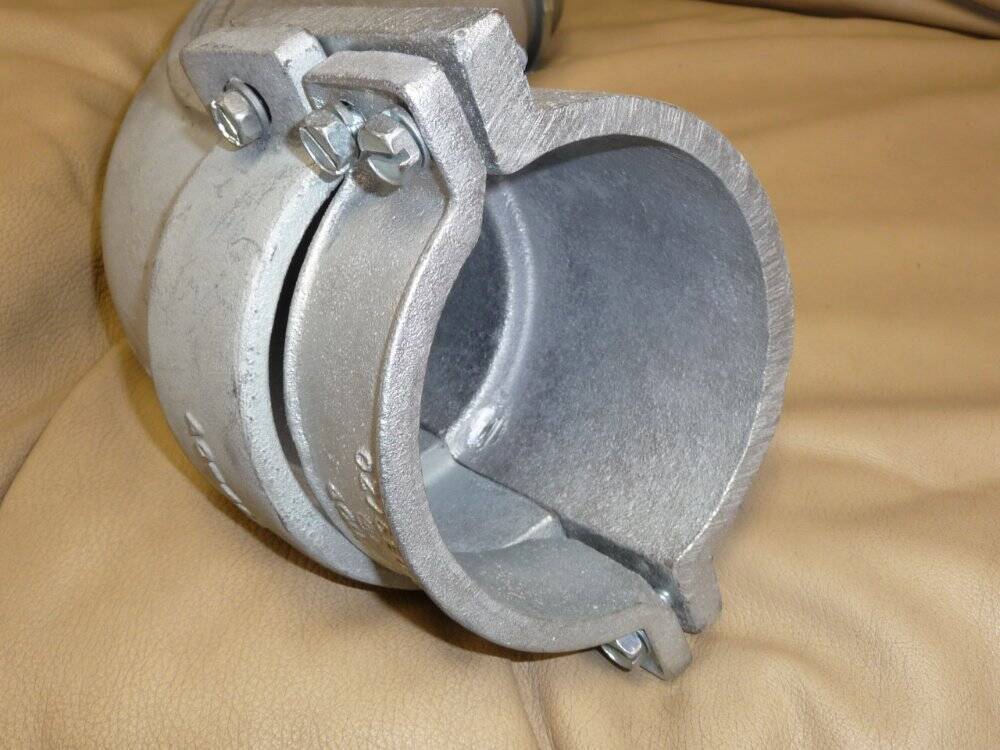 Oz-Gedney AC-400 AC FMC Flex Conduit 90 Degree 4″ Connector New