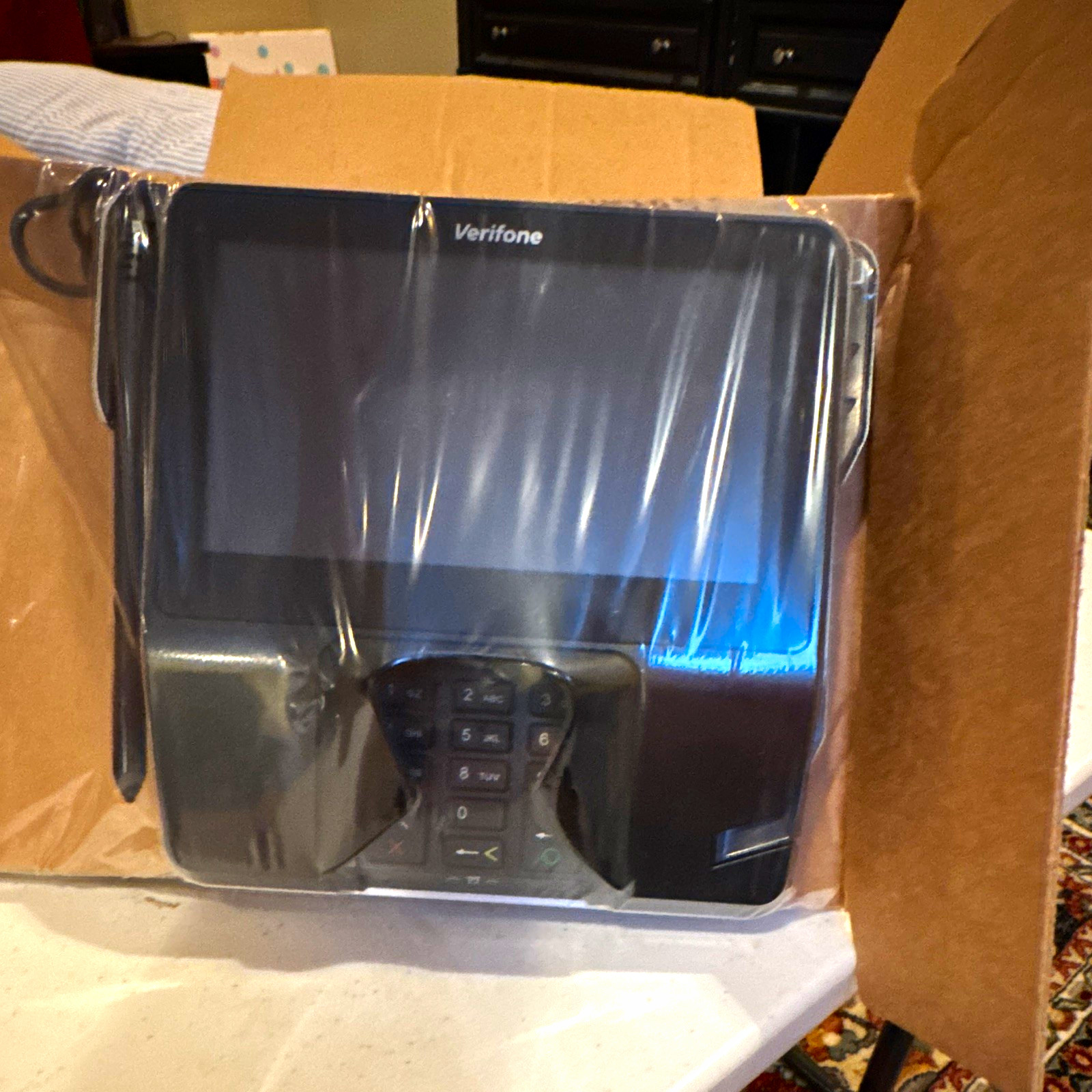 Verifone MX925 Wired POS Credit Card Terminal with Screen and Keypad