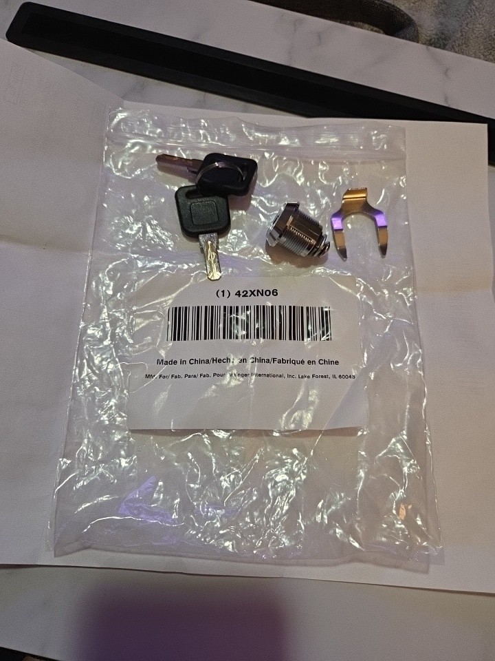 WESTWARD 07-27B Lock/Key Set 42XN06