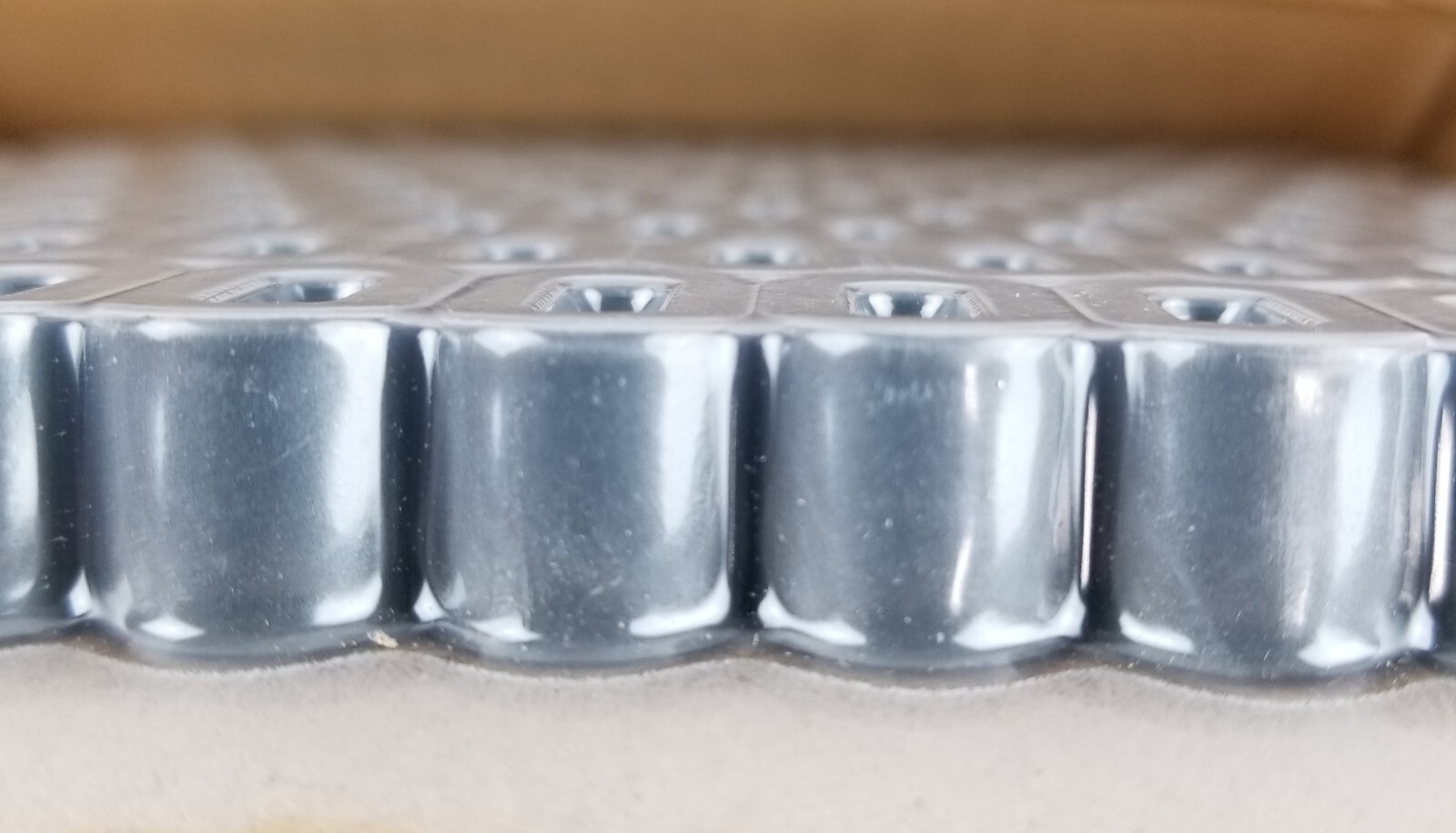 660 Laird 28B0773-050 28R Ferrite Cores 141 OHM SOLID Round Type Series 28B NEW