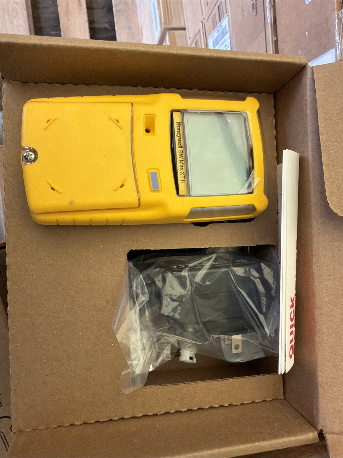 Honeywell BW Gas Alert Max XT II – CH₄ O₂ CO H₂S Detector Calibrated 2/16/2026