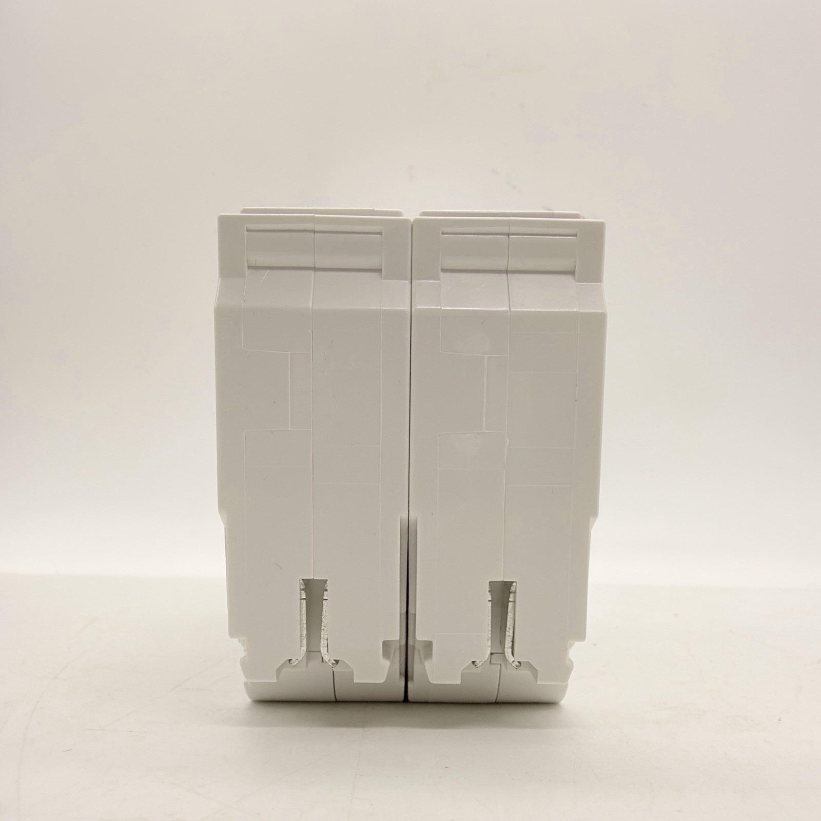 LEVITON LSPD2-T 20A SURGE PROTECTIVE DEVICE PLUG-ON BREAKERS TYPE 1 120V UL NEW
