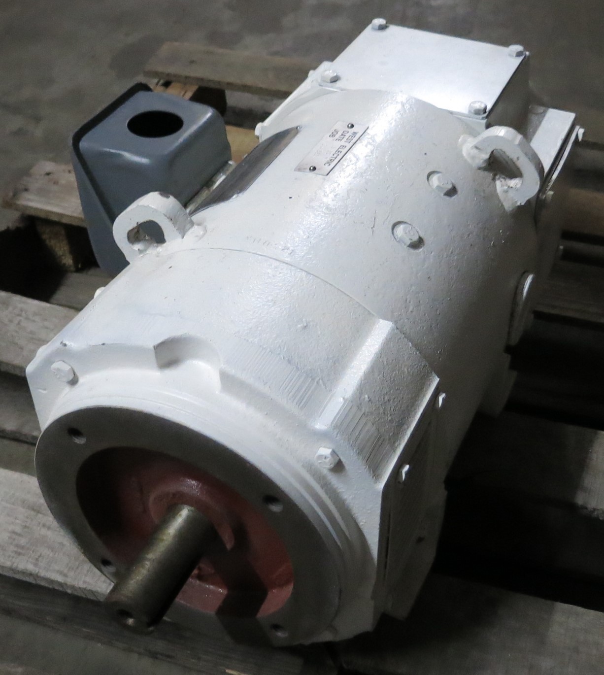 GE KinaMatic Direct Current Motor 10HP Motor 2500/3000 RPM DPFG-BV CD216ATC