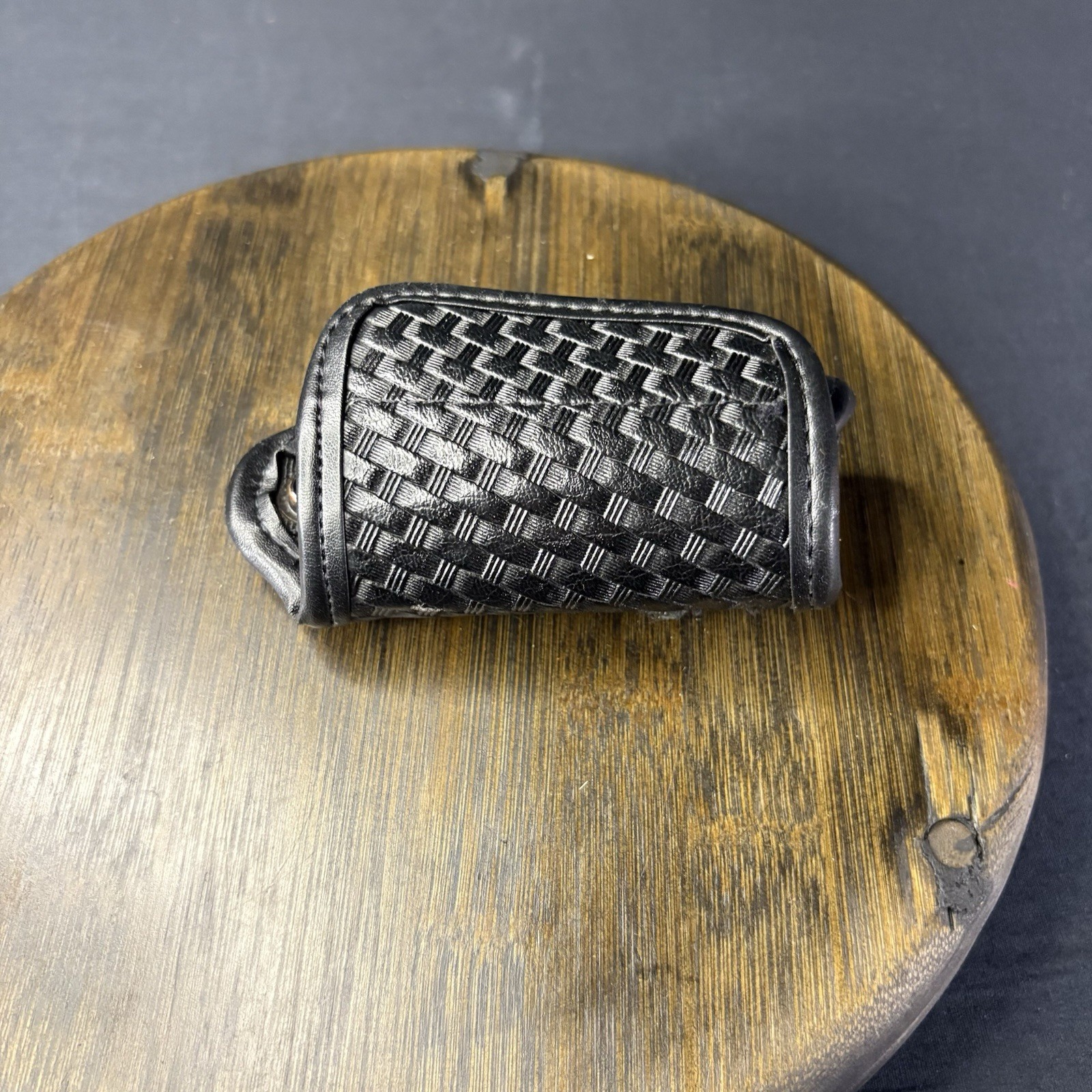 Bianchi Silent Key Holder 7916 Part No. 22119 AccuMold Elite Basketweave Black