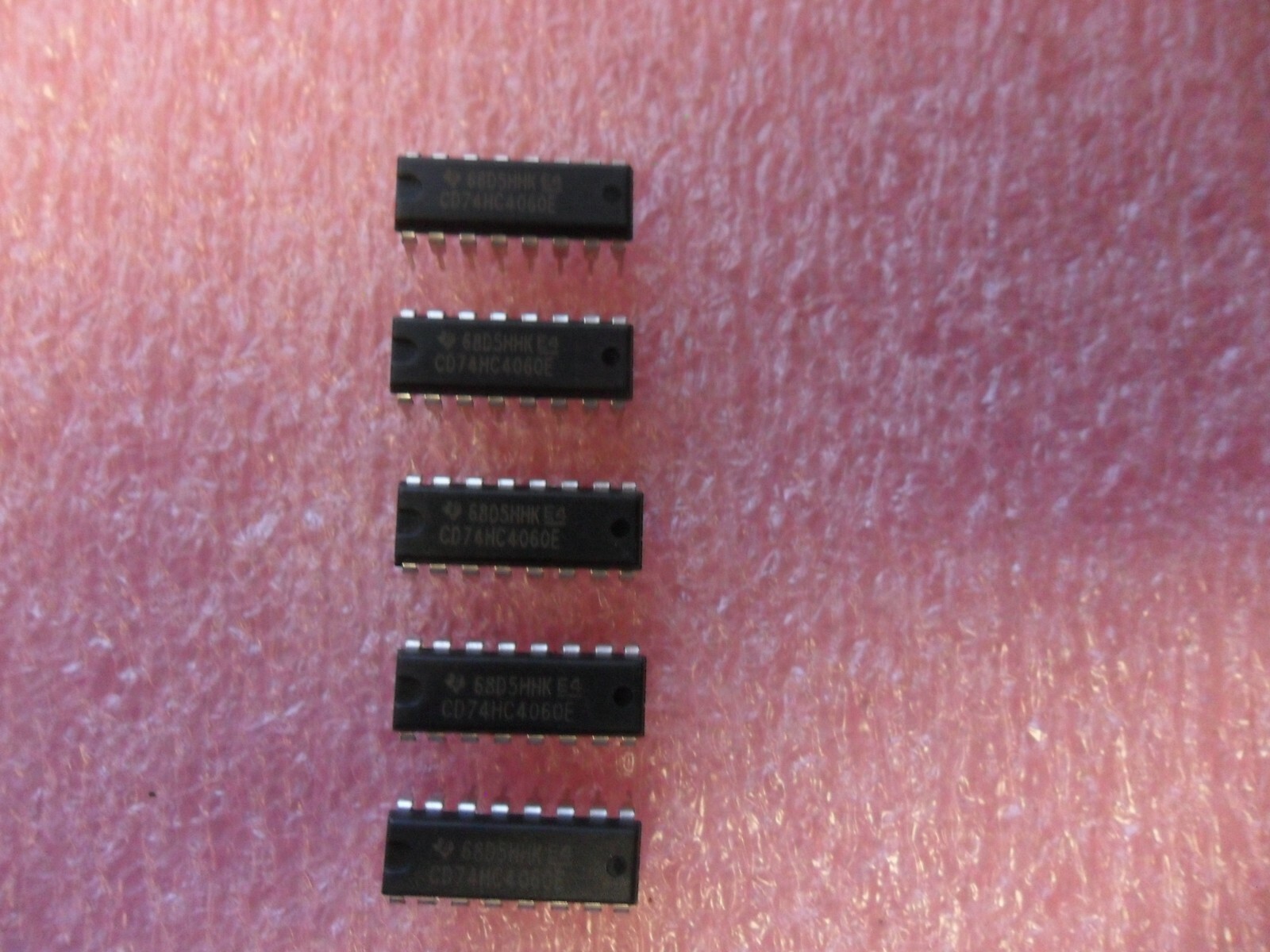 CD74HC4060E IC 14 STAGE BIN COUNTER 16-PIN DIP (LOT OF 5)