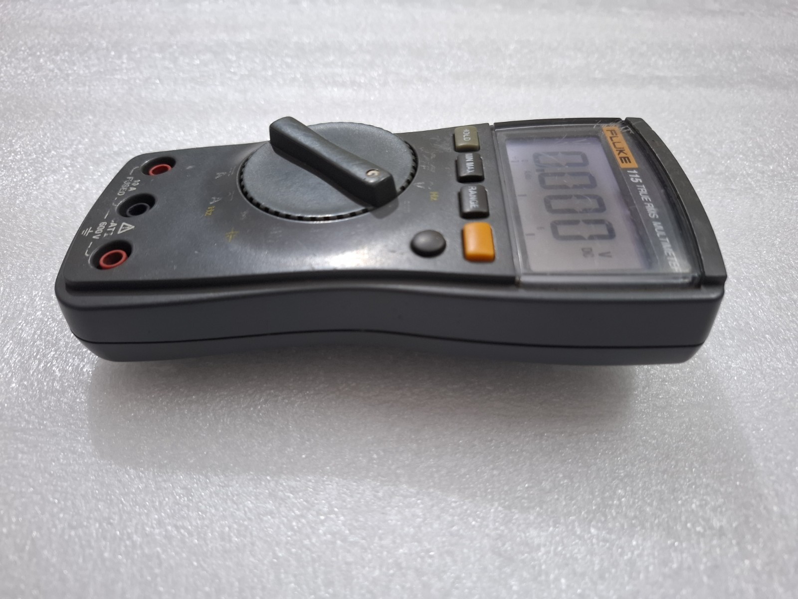 FLUKE 115 TRUE RMS MULTIMETER