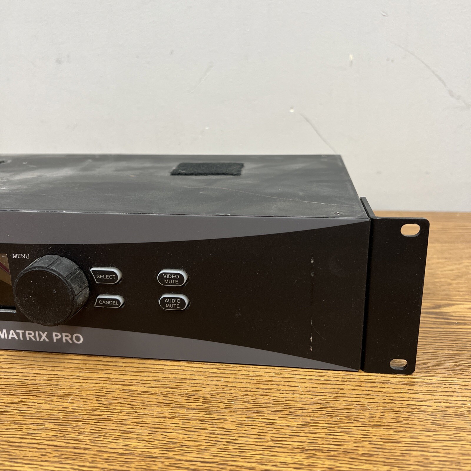 Vaddio AV Bridge MATRIX PRO Audio Video Encoder HD Video Switcher 998-8230-000