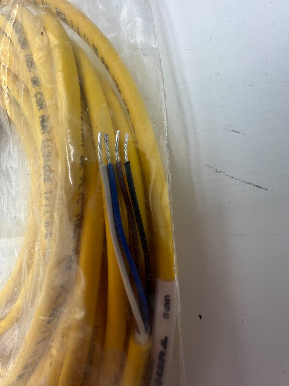Turck 4-Wire M12, 90 degrees Female Single-end Cordset 10m U2437-13 WK4.43T-10