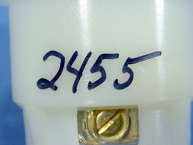 Leviton Twist Turn Locking Flanged Inlet Plug L19-20P 20A 277/480V 3�Y Bulk 2455
