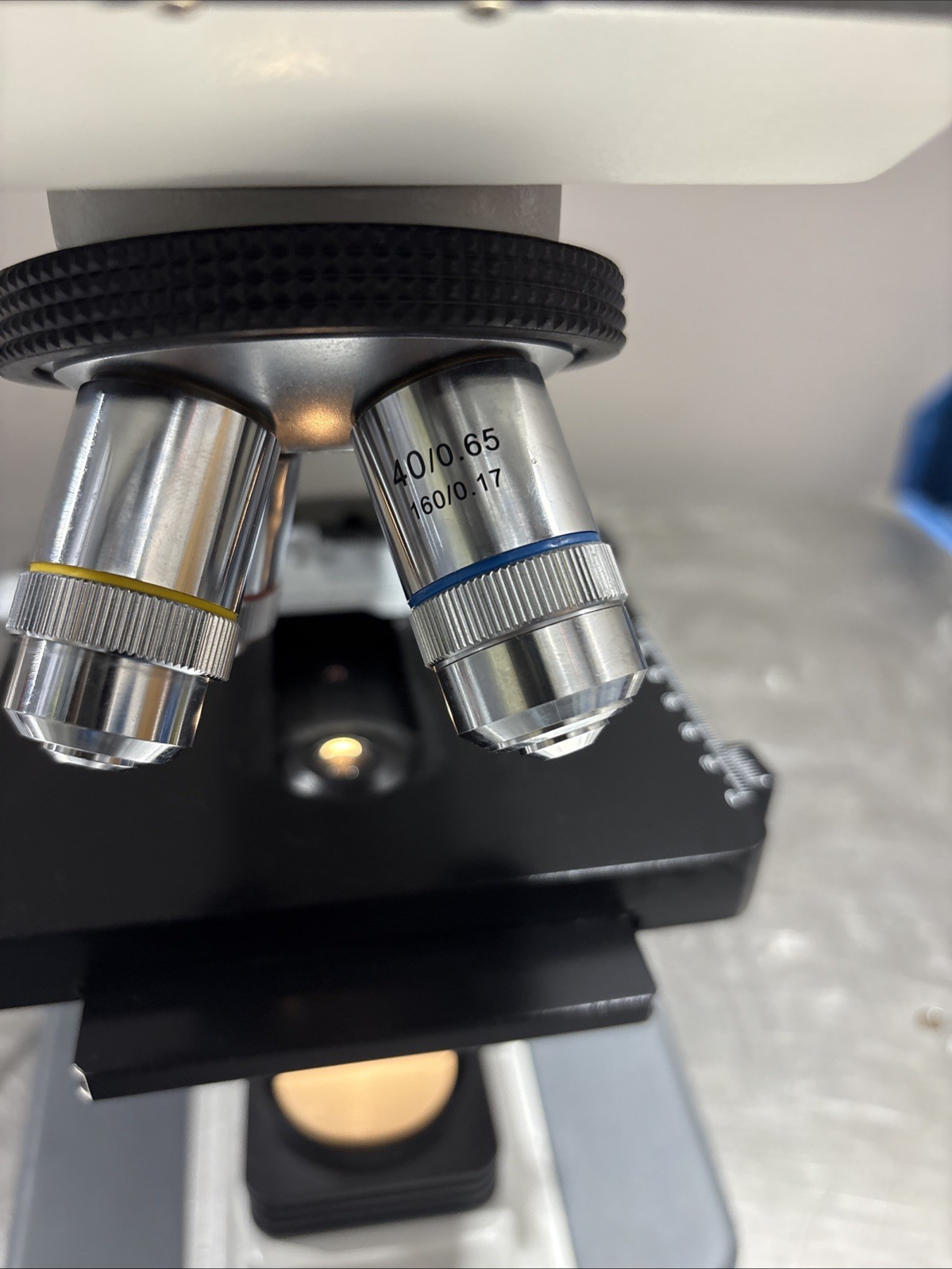 Boreal DMB1-223 Compound Microscope 4x 10x 40x 100x Objectives 57900-03