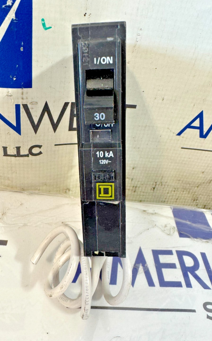 Square D QOB130EPD Equipment Protection GFI Circuit Breaker 30 AMP 120v Bolt on