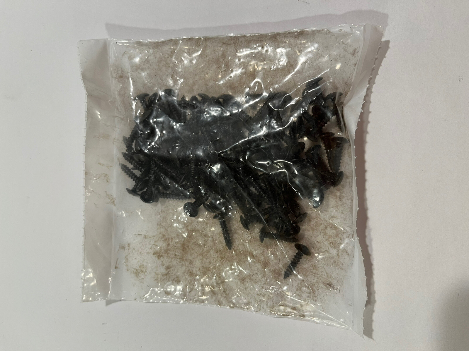 Steel Sheet Metal Screw – Black – Truss Head – Philip – 5/8” Length – 100 Pack