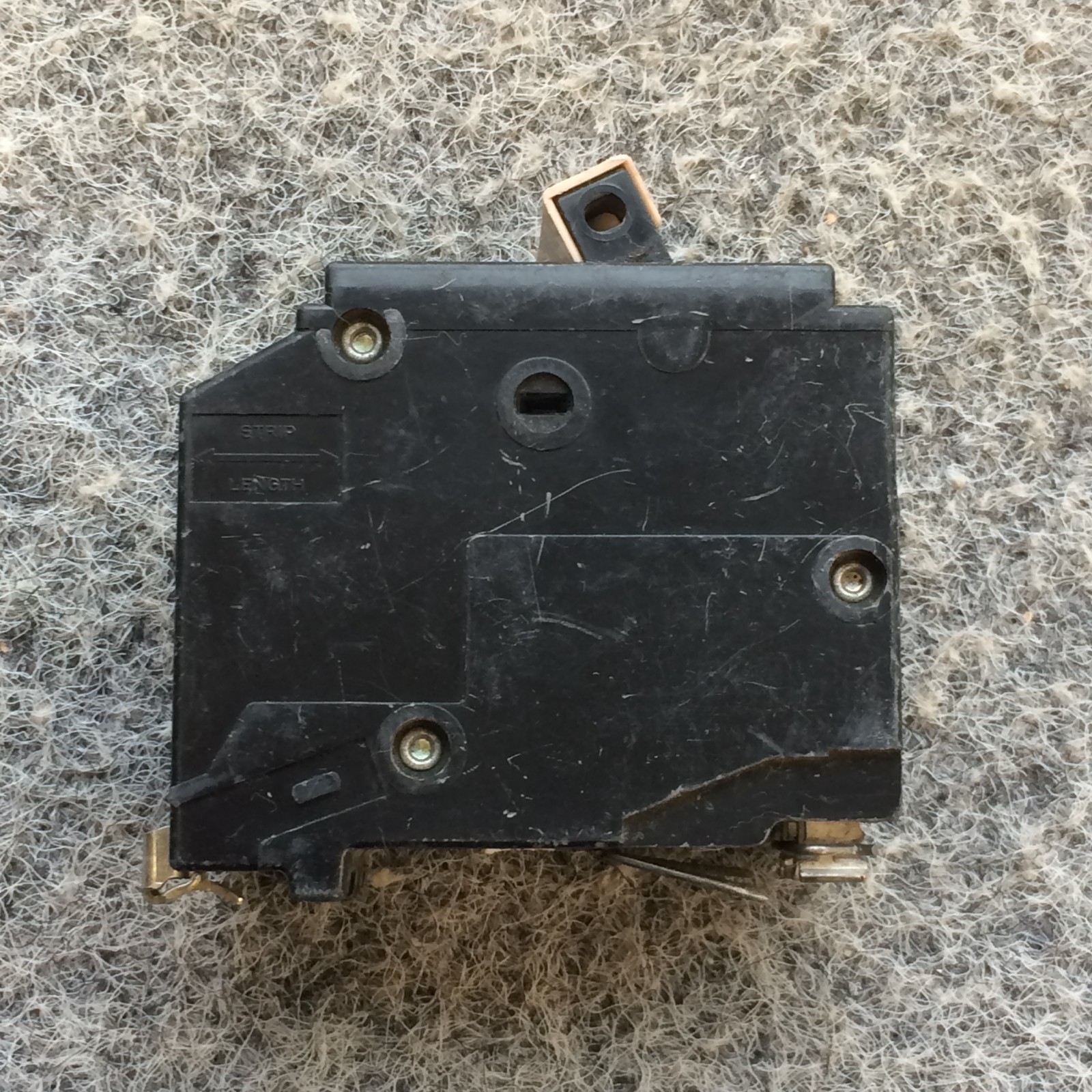 Eaton CH290 2-Pole 90-Amp Circuit Breaker, Type CH3 Plug-On Molded Case