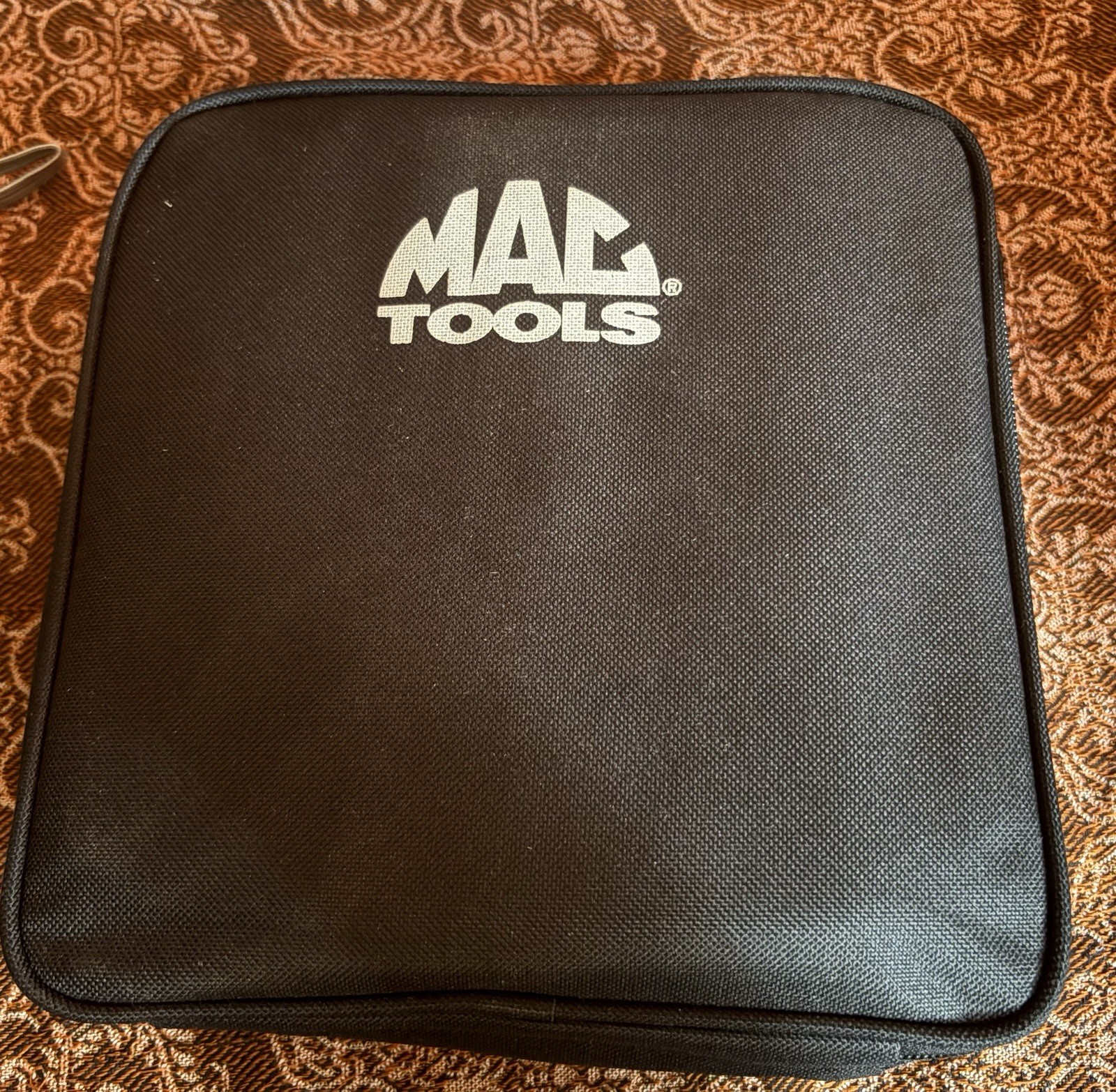 Mac Tools EM721 True RMS Digital Multimeter DSP008277
