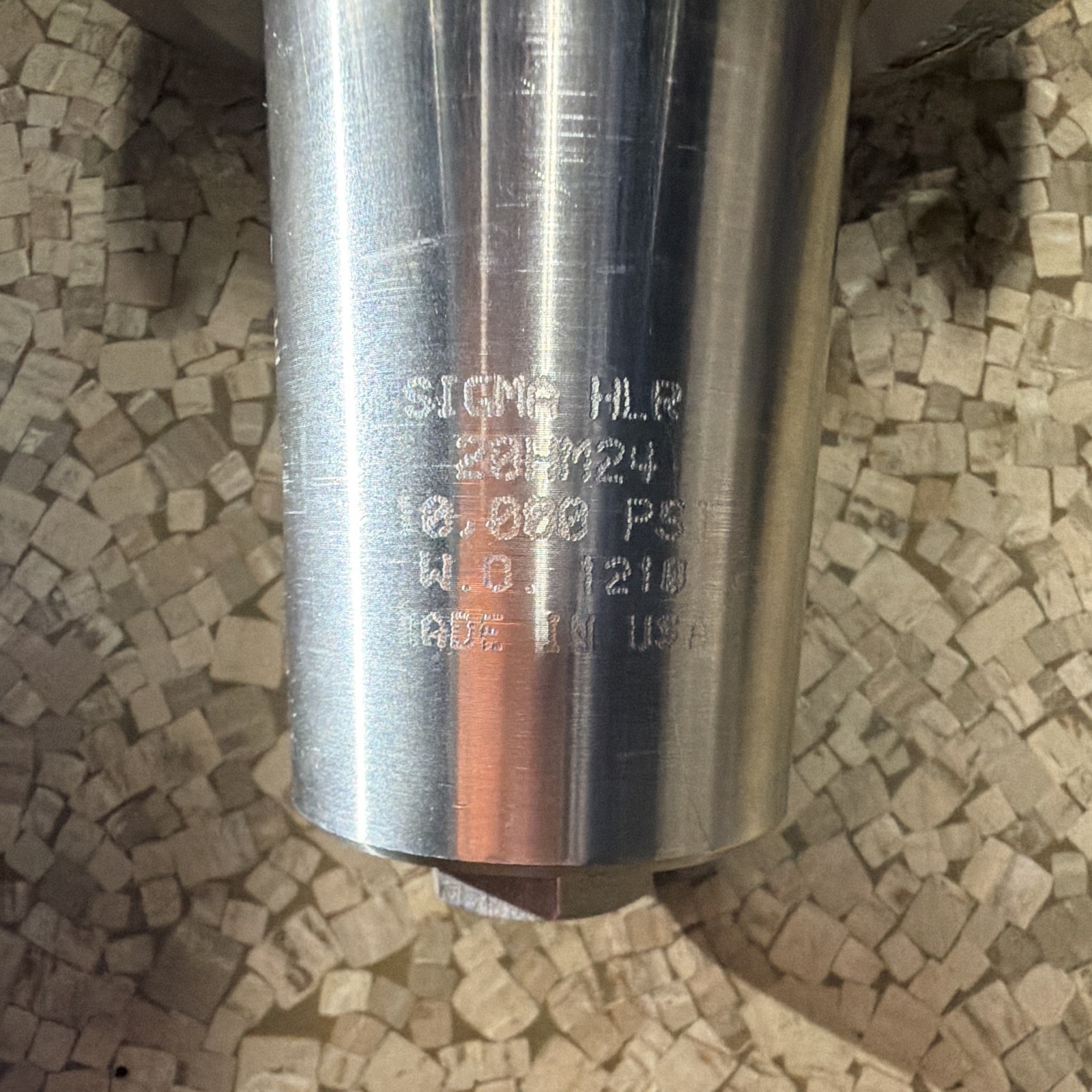 Sigma Valves HLR 20HM24 10,000 PSI Never used!!!
