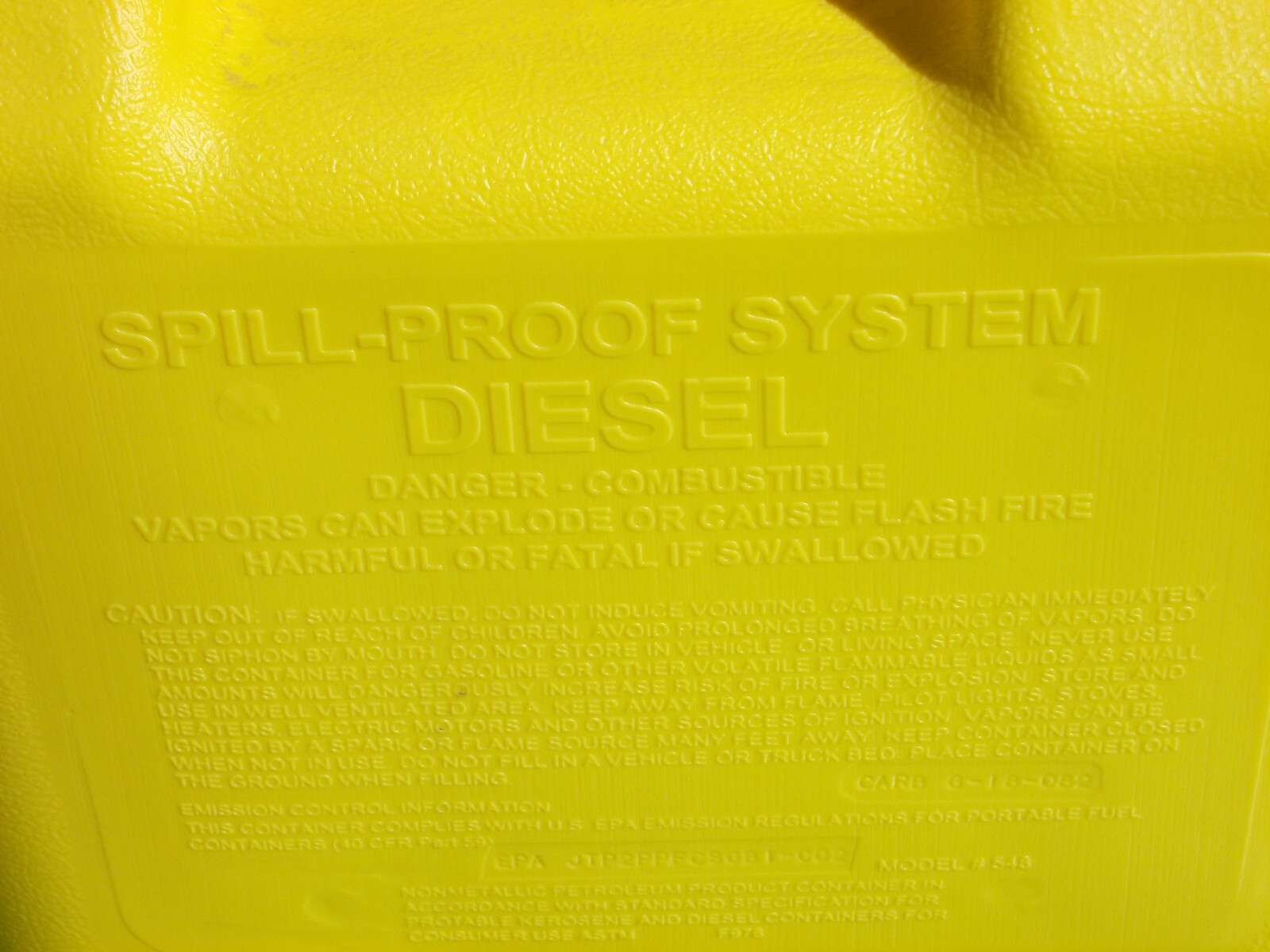 GARAGE BOSS 5 GALLON DIESEL FUEL CAN PRESS N POUR CONTROL GB356 YELLOW PLASTIC