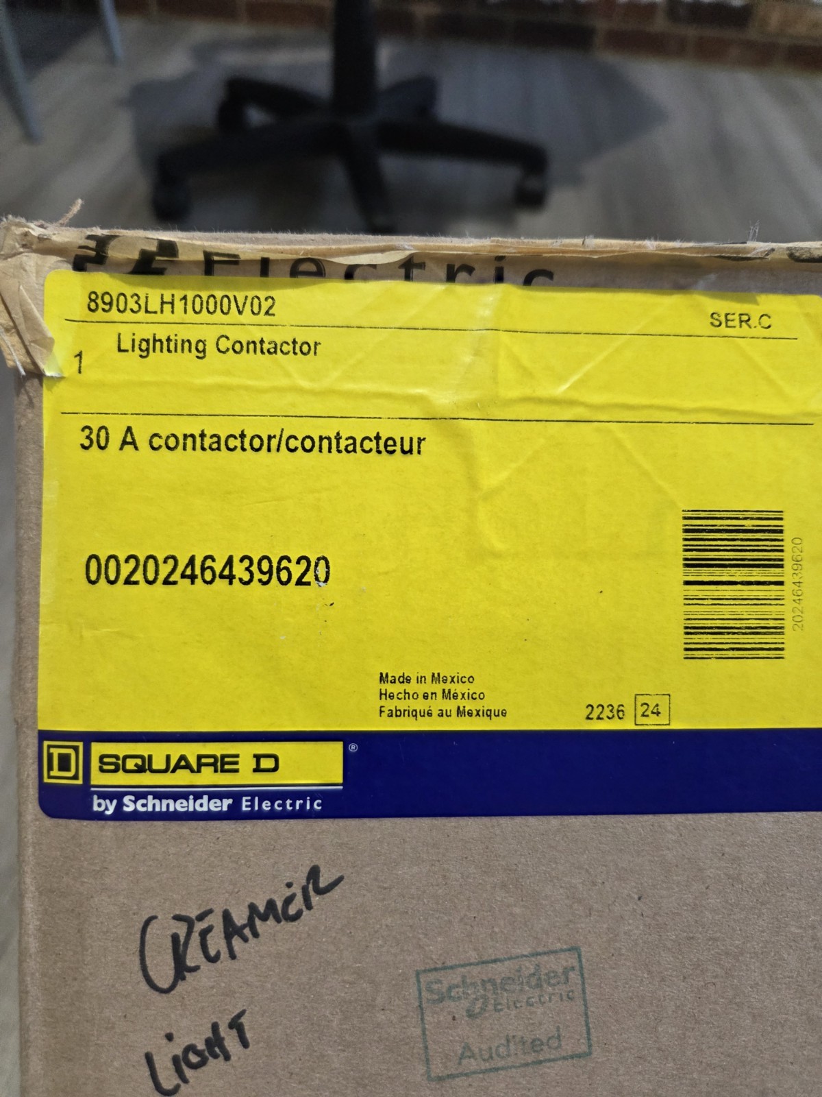 Square D Electrically Held Lighting Contactor 10-Pole 30A 8903LH1000V02 NEMA 3R