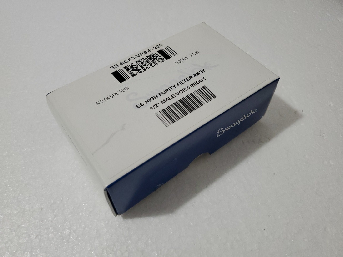 Swagelok SS-SCF3-VR8-P-225 Male 1/2″ VCR, 316L VAR UHP Inline Gas Filter 3″ Long