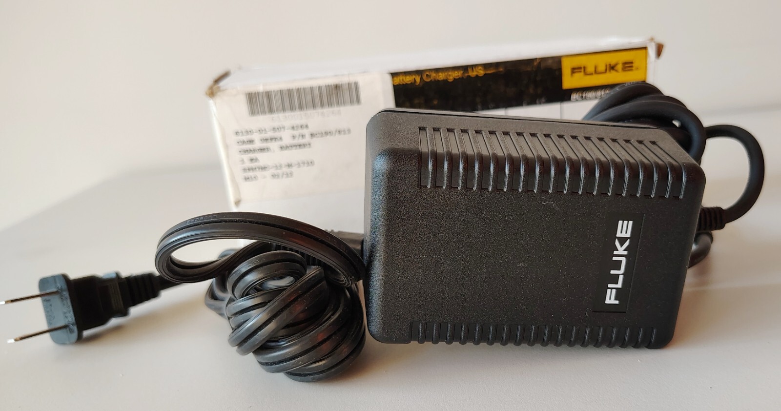 Fluke Bc-190/813 New OEM Battery Charger Power Supply for Fluke 190 Oscilloscope