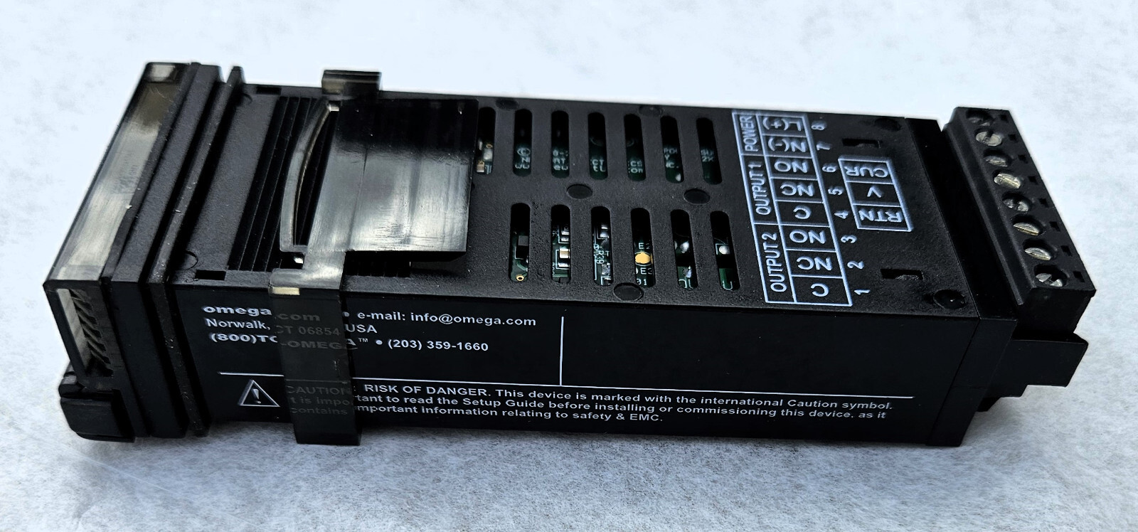 OMEGA CNI3253-C24 UNIVERSAL INPUT HIGH ACCURACY TEMPERATURE DIN PID CONTROLLER
