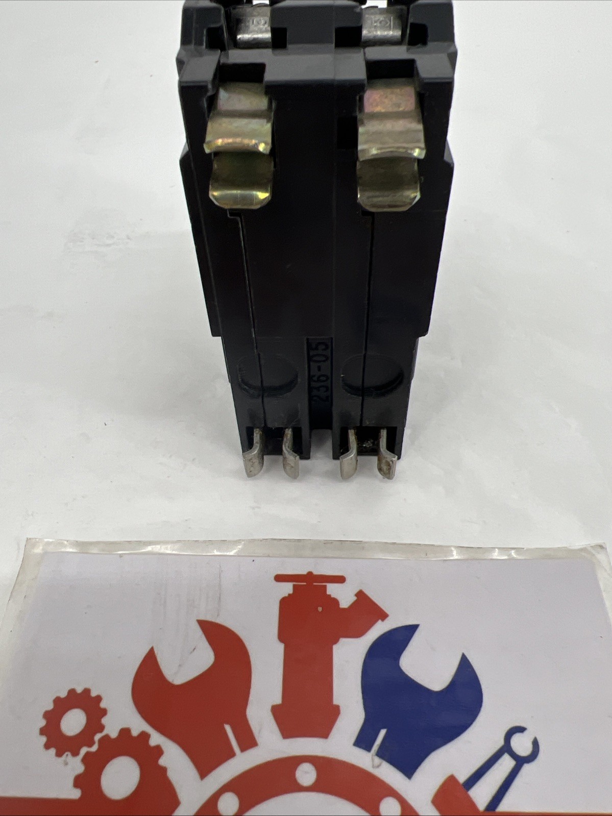 Square D QO240 Molded Case Circuit Breaker, 40 Amp, 2 Pole, Type QO, 120/240V