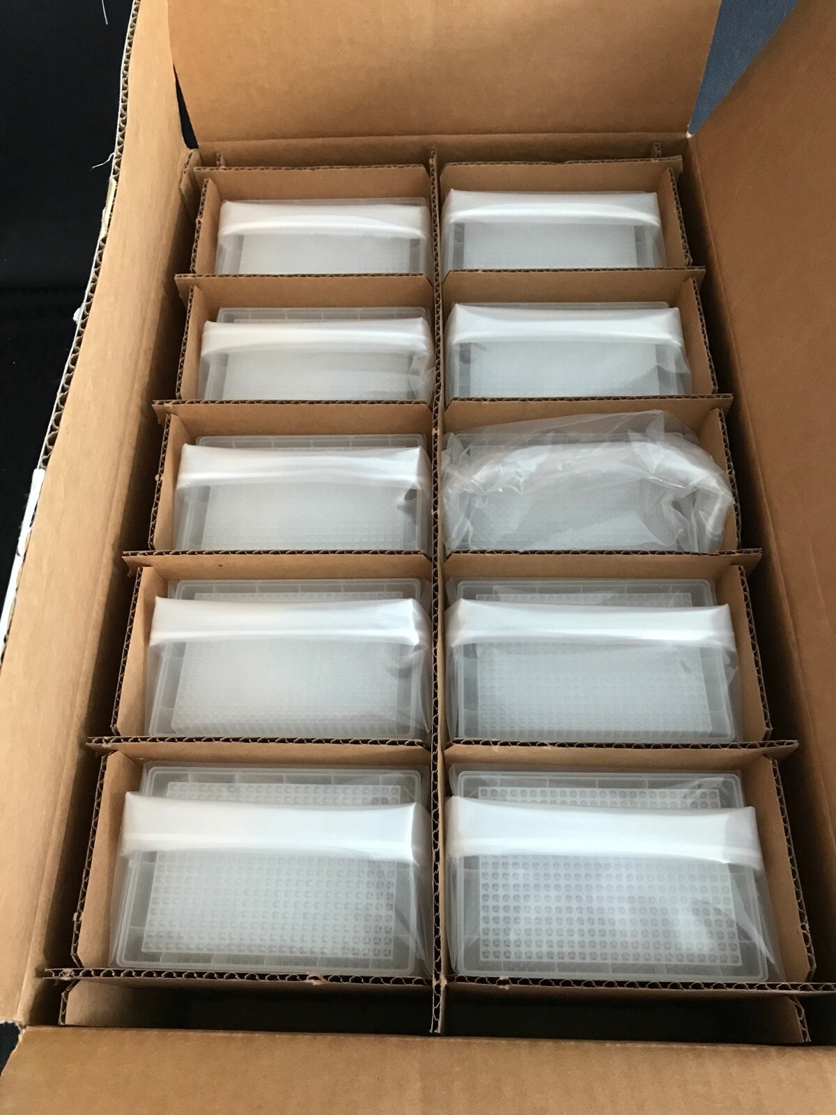 (50/Cs) CORNING 384-Well PP Deep Well Square Storage Microplates V-Bottom 3347