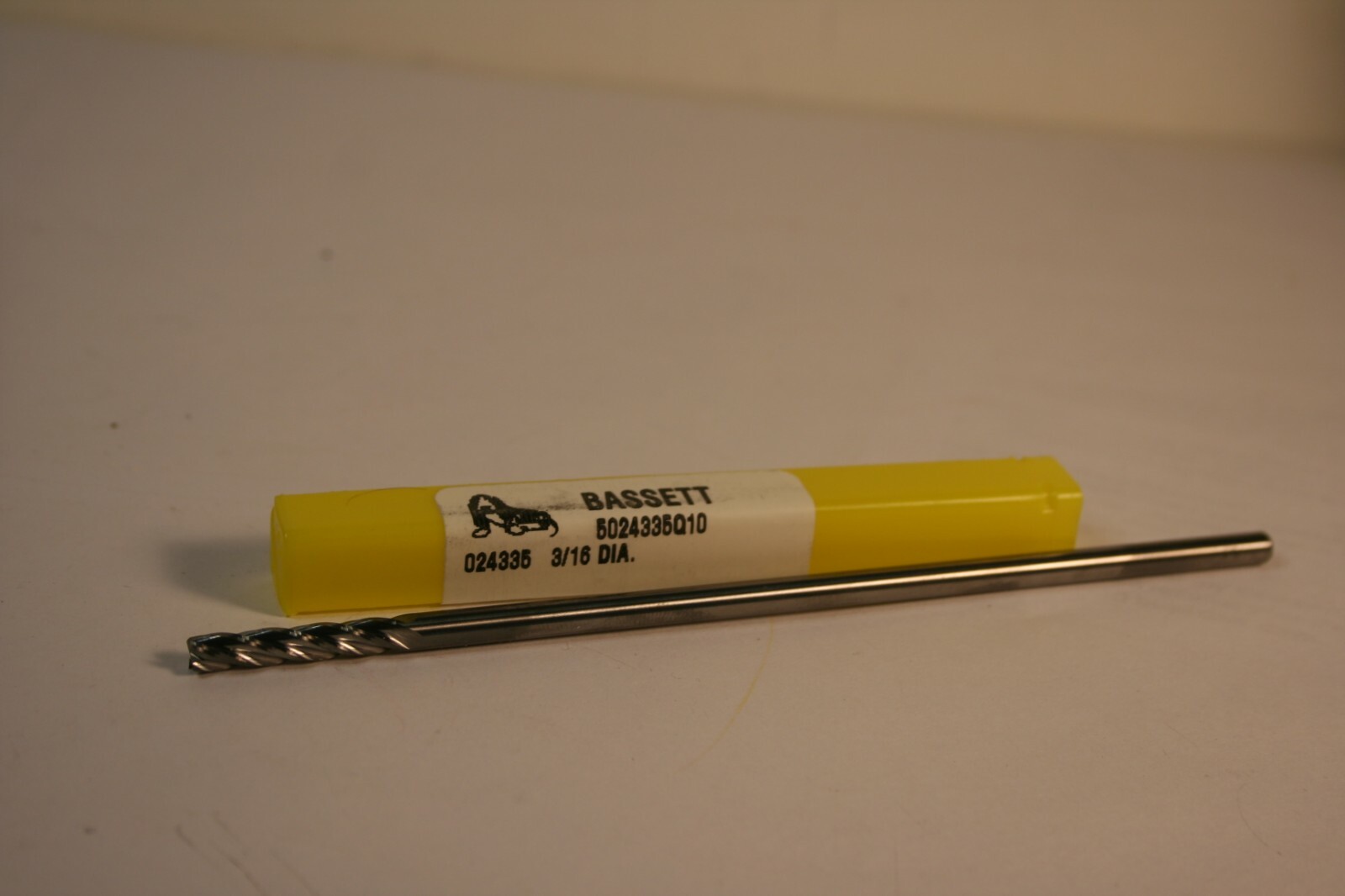 Bassett 3/16 x 1 x 6″ Carbide 4 Flute Single End End Mill Bright Finish