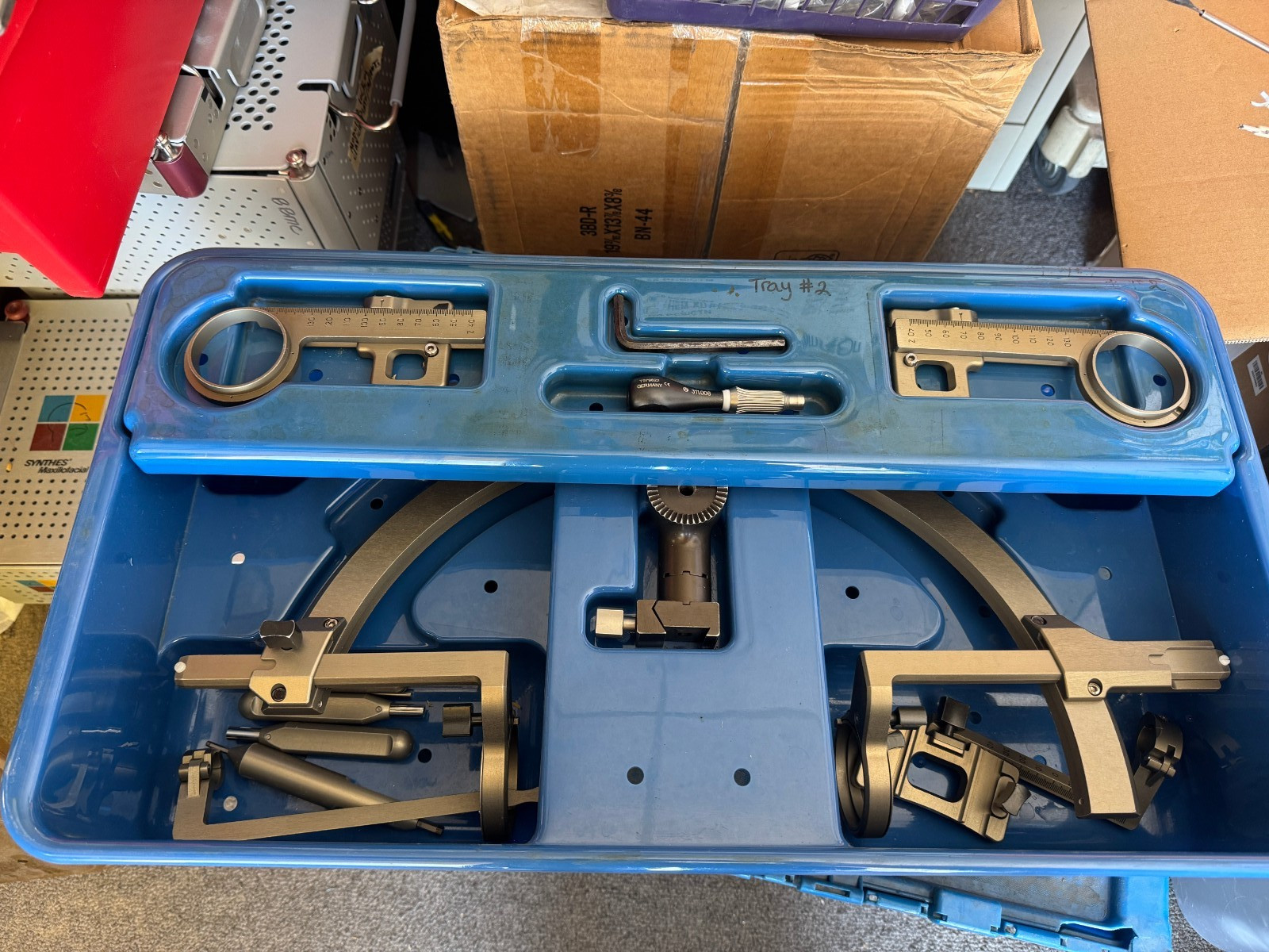 Leksell Multi Purpose Stereotactic System: Head Frame Arc , G Frame and Clamp