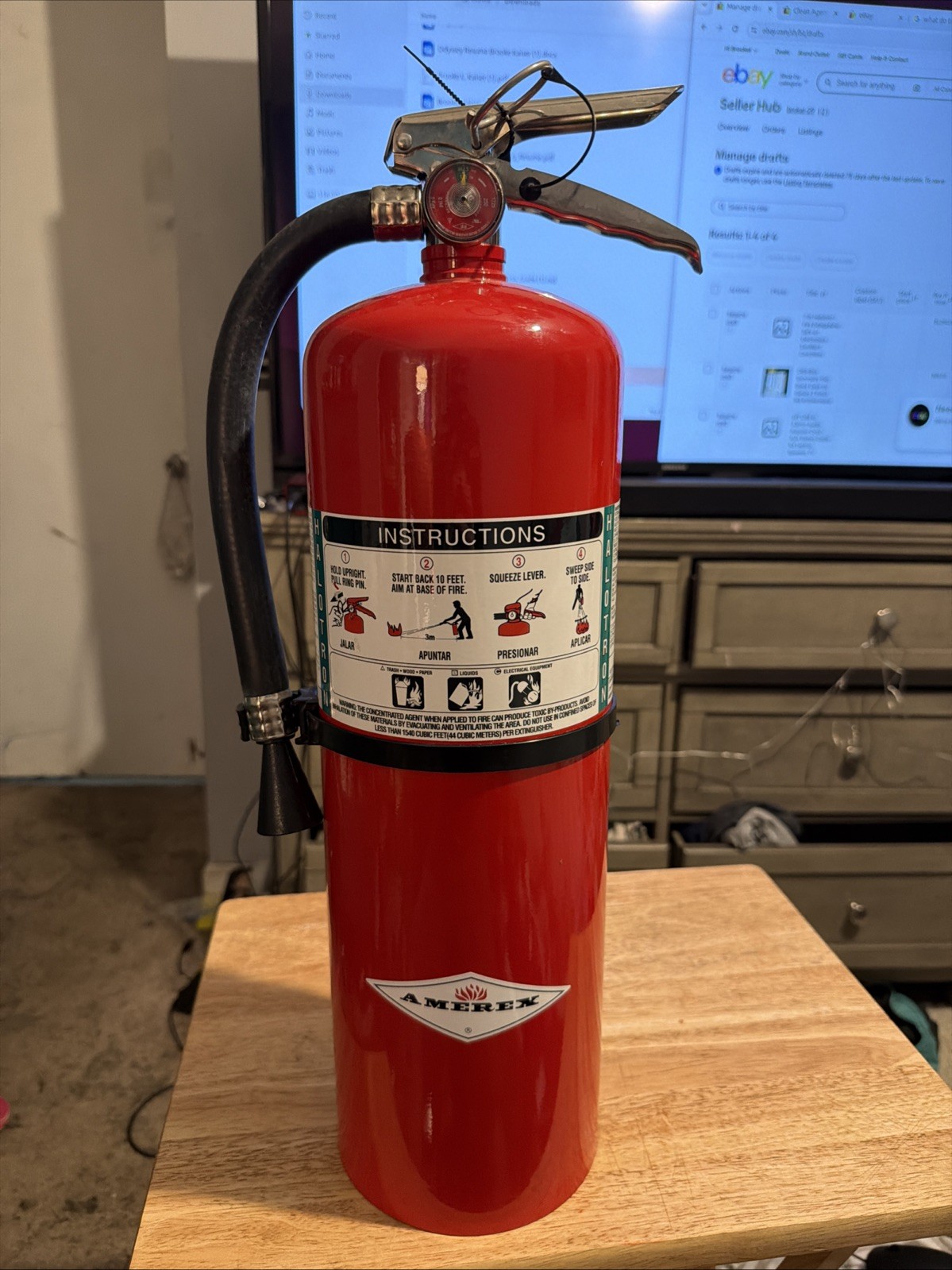 Clean Agent Fire Extinguisher – Large 11 lb. Halotron – Excellent Condition!