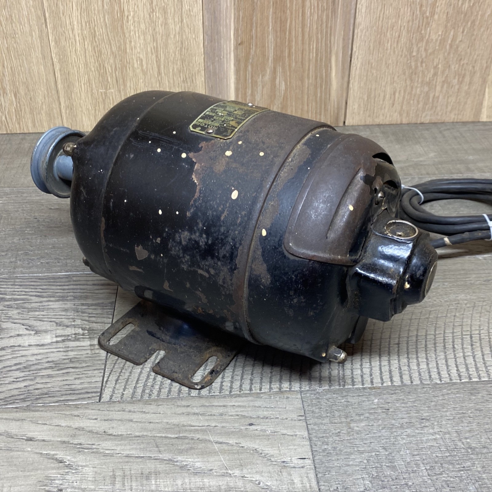 Vintage GE Electric Motor 1/3 HP 1725 RPM Type RSA Frame 1450 Bullet Style 110V