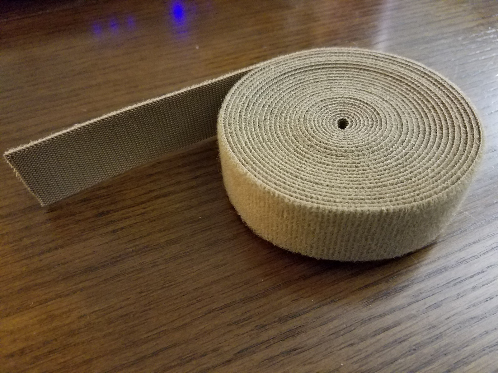 VELCRO® Brand ONE-WRAP® Strap Double Sided 1″ X 12ft (4 yards) Coyote Brown