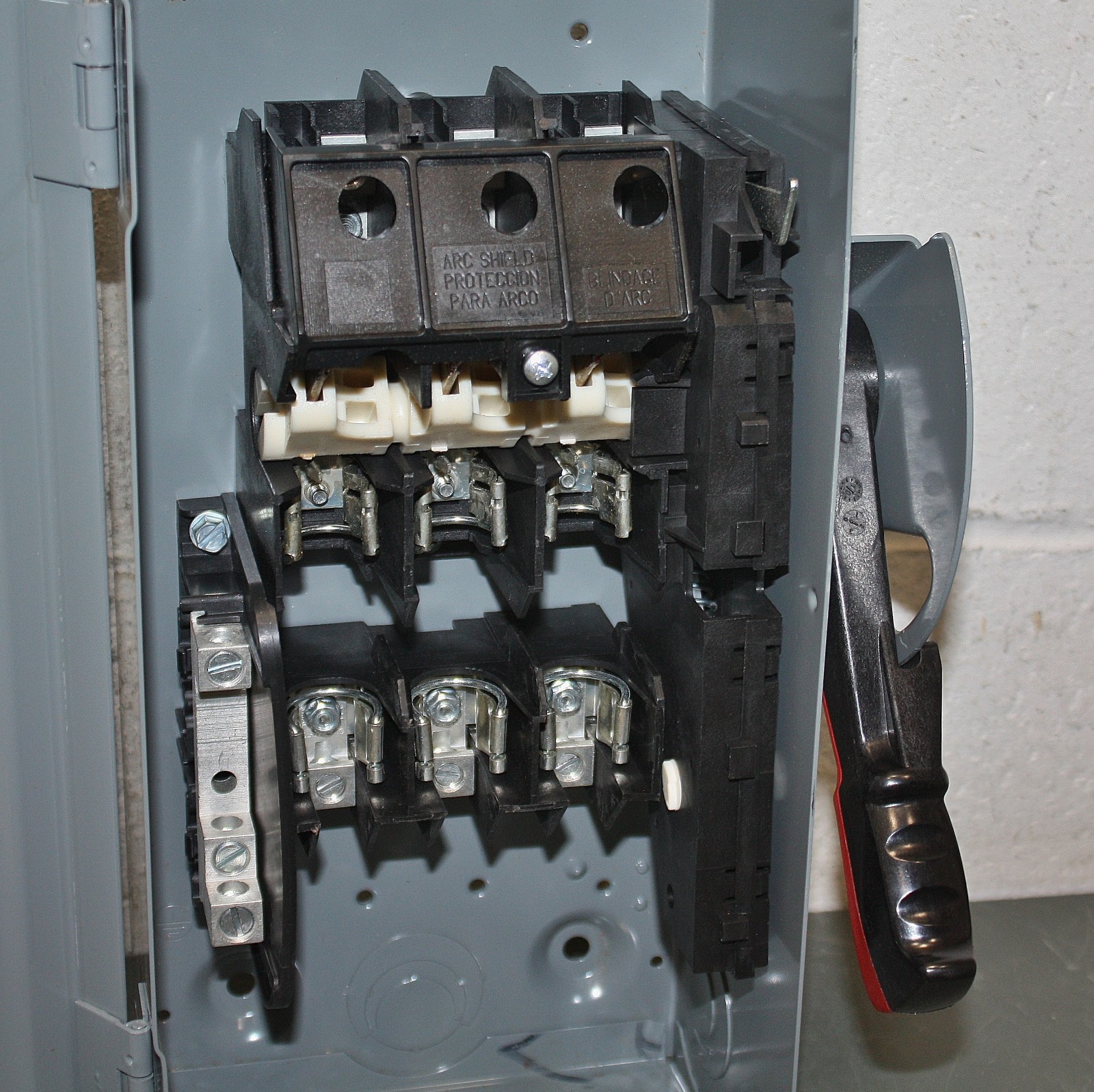 Square D Fusible Disconnect Safety Switch H322N, 240V AC, 3PH, 60A, Heavy Duty