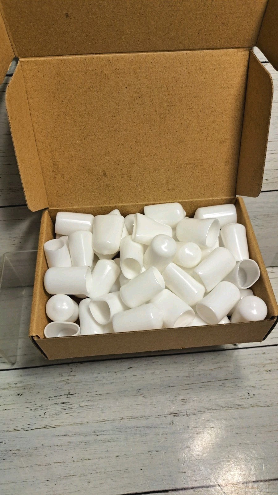 50pcs Round Rubber End Caps Protective Caps 13mm White Screw Thread Protectors