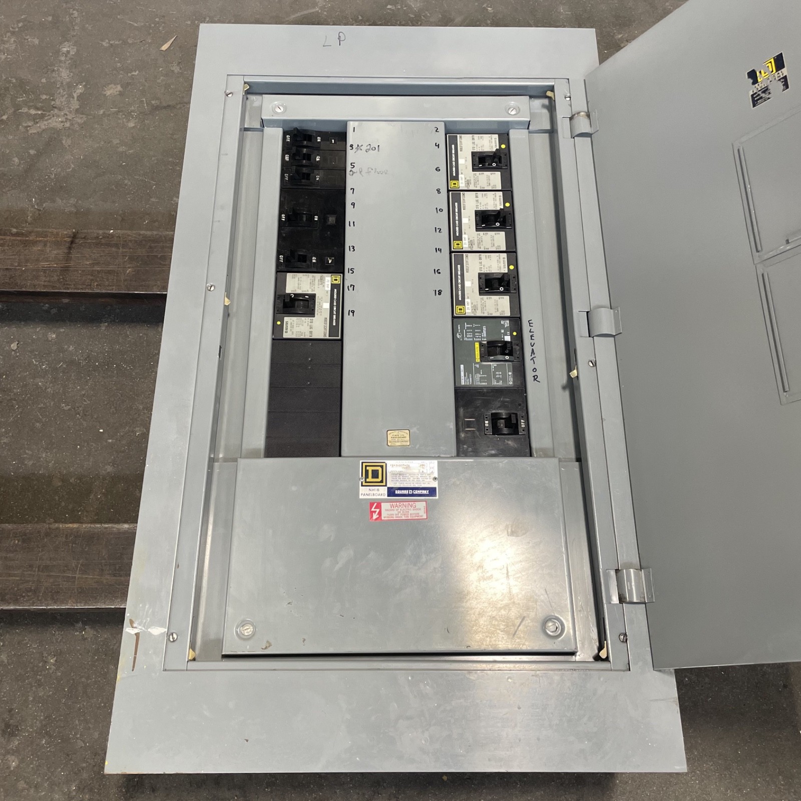 Square D 400A I-Line Panelboard 277/480V 3Ph 4W MLO – 400 Amp