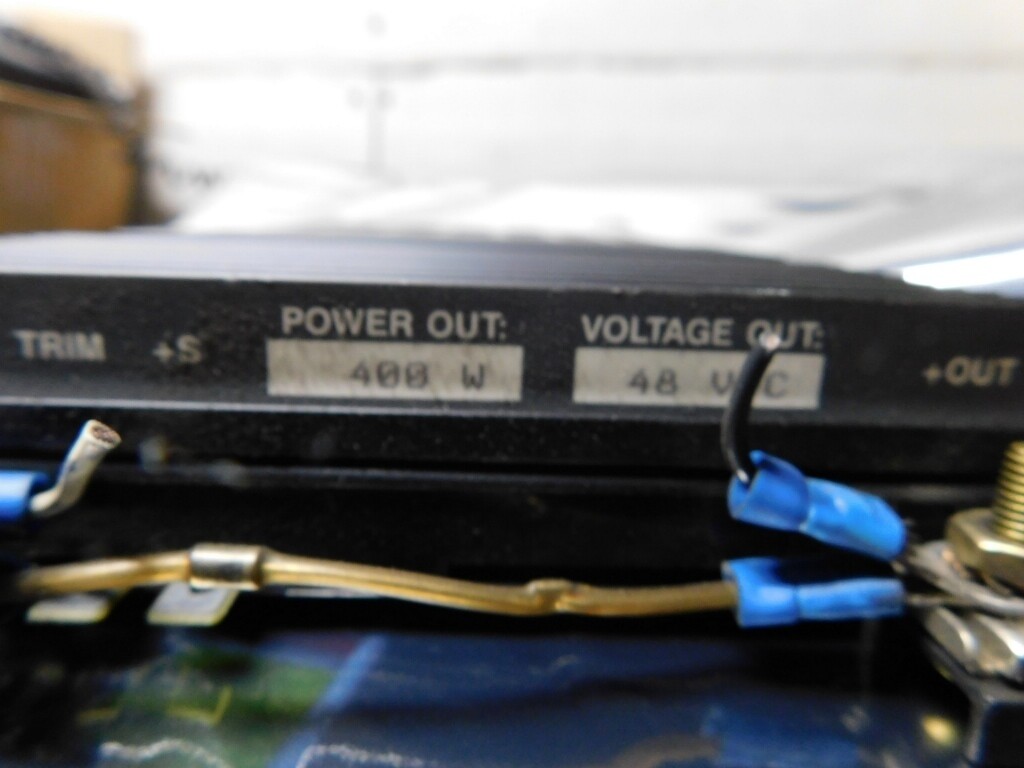 VICOR FlatPac VI-MA4-EQ — 100-120 200-240VAC IN to 48VDC / 8.9A / 400 Watt OUT