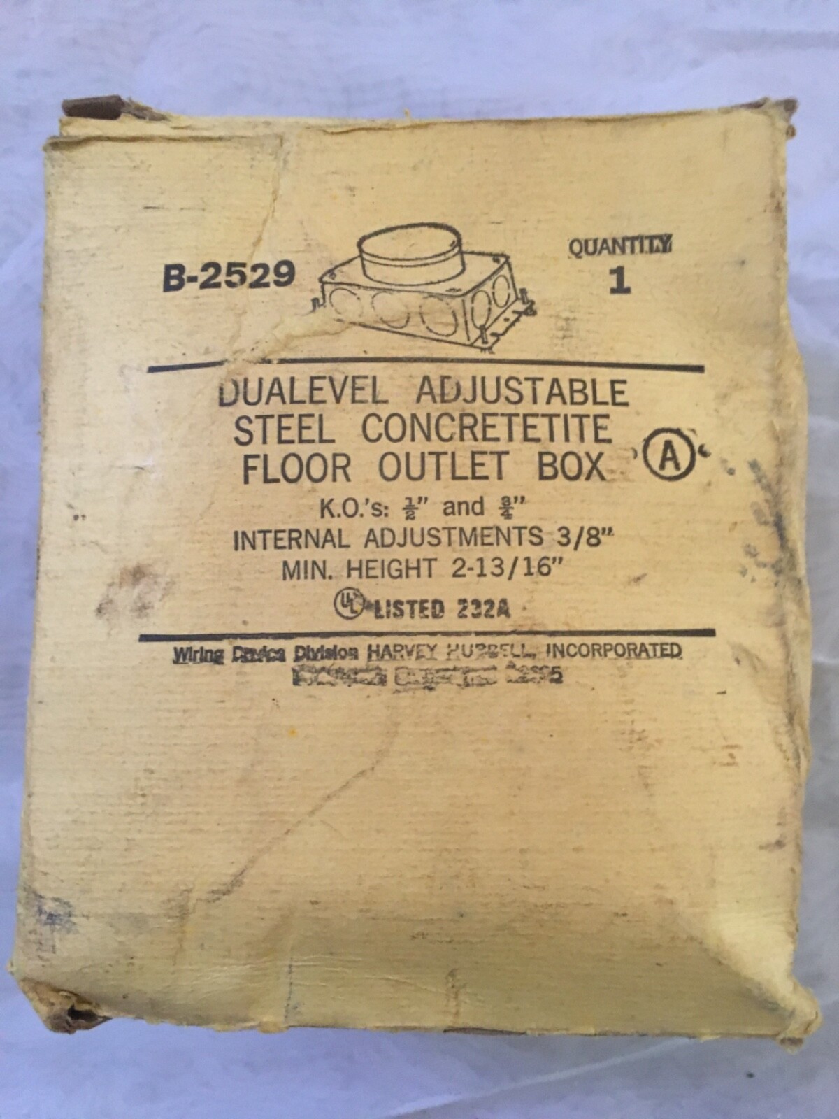 Hubbell Dualevel Adjustable Concretetite Floor Outlet Box B-2529 & Brass Cover