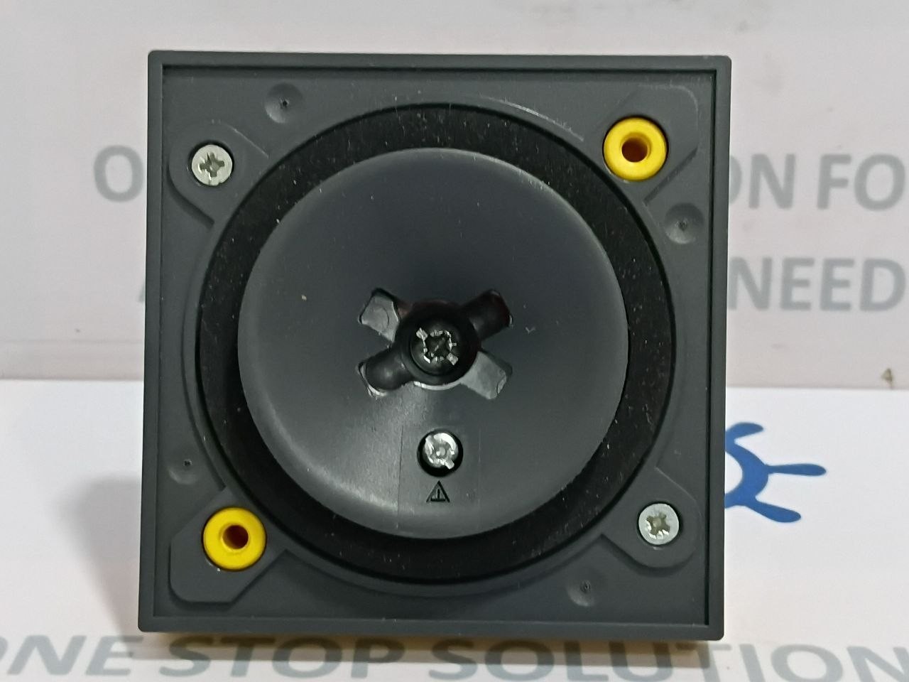 Schneider Electric LV429340 Extended Red-Yellow Rotary Handle (Unused New)