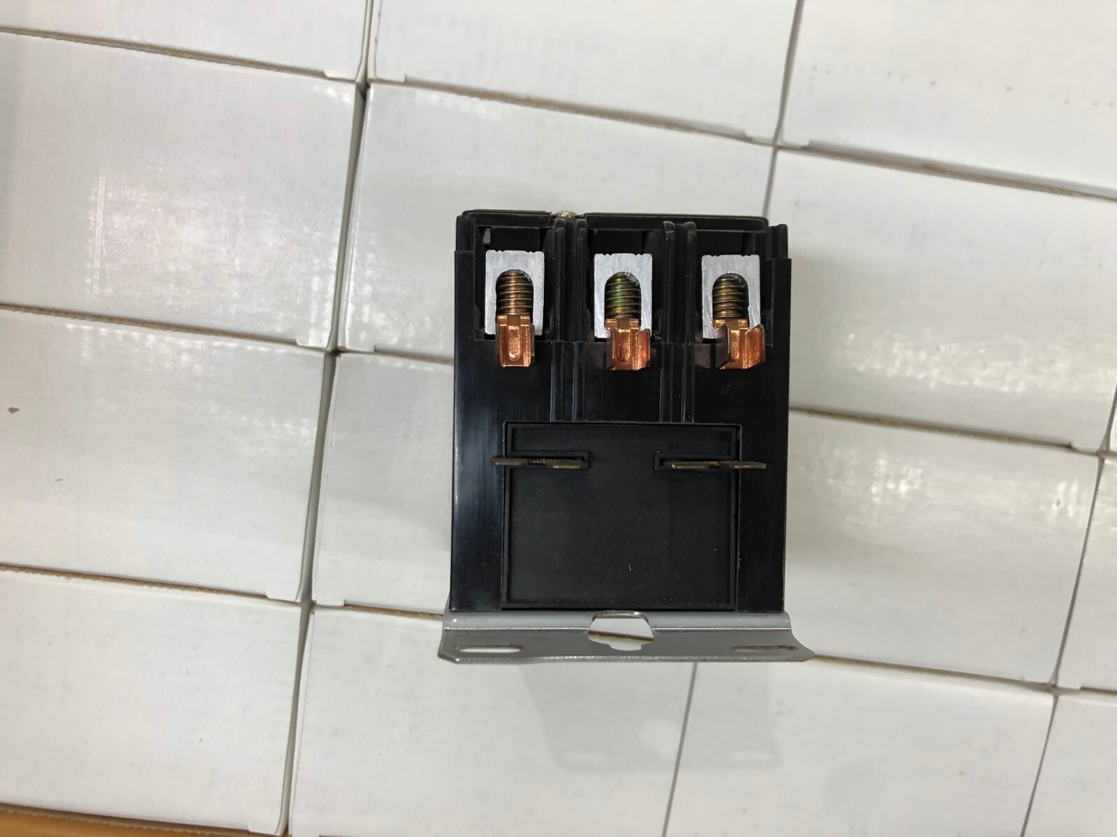 Hartland Controls Contactor 110V Tpst 50Amp HCC-3XT04CG Coil 120VAC 50/60 HZ