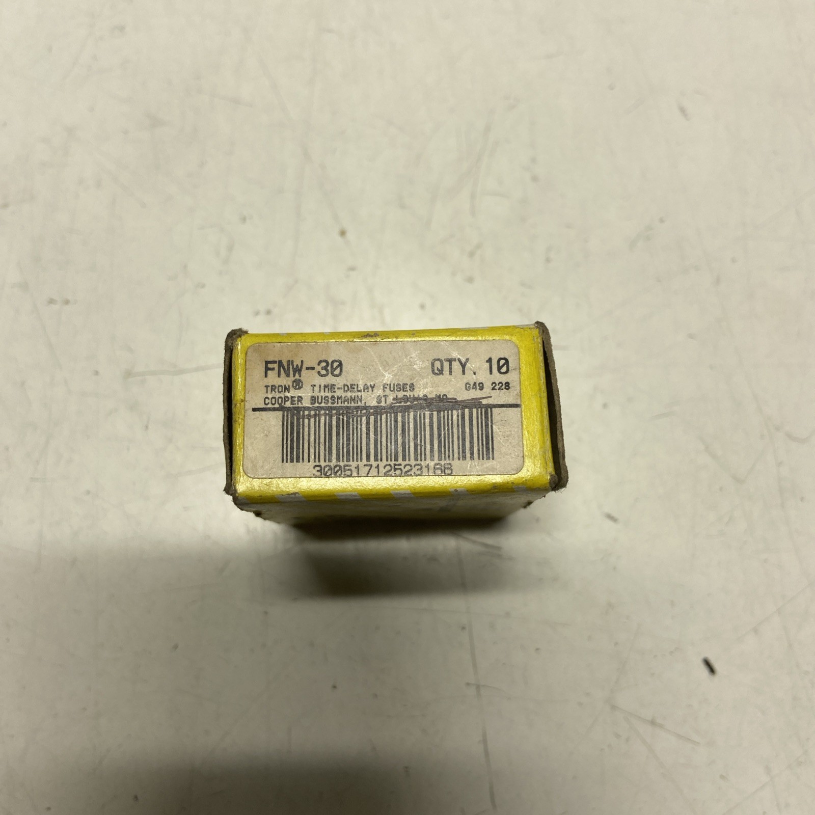 FUSETRON FNW30 DUAL-ELEMENT FUSES 250 VOLTS (LOT OF 10)