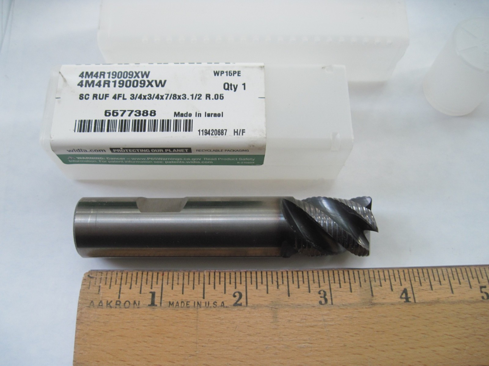 3/4″ Carbide Roughing End Mill 3/4″ x 7/8 x 3-1/2, .05R 4FL WF Widia 4M4R19009XW